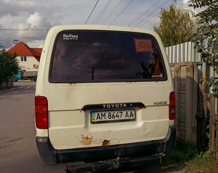Белый Тойота Хиасе, объемом двигателя 2 л и пробегом 300 тыс. км за 2100 $, фото 2 на Automoto.ua