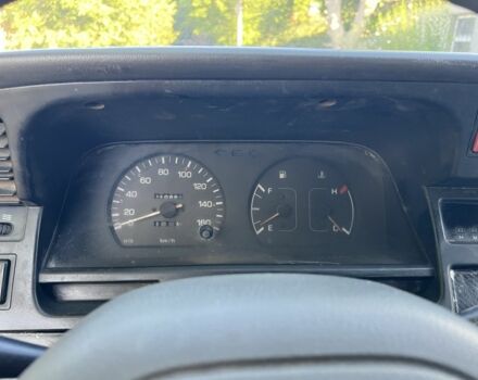 Белый Тойота Хиасе, объемом двигателя 2 л и пробегом 210 тыс. км за 4200 $, фото 3 на Automoto.ua