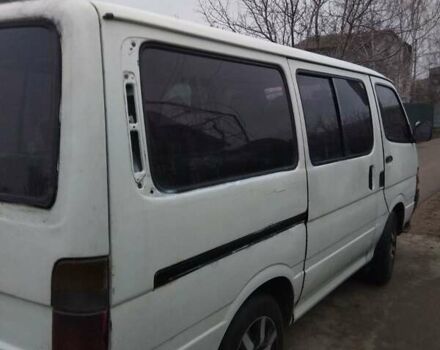 Белый Тойота Хиасе, объемом двигателя 2.4 л и пробегом 1000 тыс. км за 2500 $, фото 6 на Automoto.ua