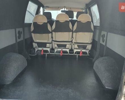 Белый Тойота Хиасе, объемом двигателя 2.4 л и пробегом 550 тыс. км за 6700 $, фото 17 на Automoto.ua
