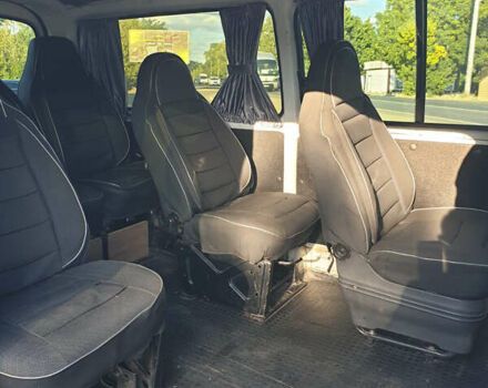 Белый Тойота Хиасе, объемом двигателя 2.4 л и пробегом 520 тыс. км за 5700 $, фото 4 на Automoto.ua