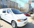 Белый Тойота Хиасе, объемом двигателя 2.4 л и пробегом 258 тыс. км за 5800 $, фото 1 на Automoto.ua