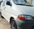 Белый Тойота Хиасе, объемом двигателя 0 л и пробегом 365 тыс. км за 5300 $, фото 1 на Automoto.ua