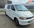 Белый Тойота Хиасе, объемом двигателя 2.45 л и пробегом 261 тыс. км за 6500 $, фото 2 на Automoto.ua