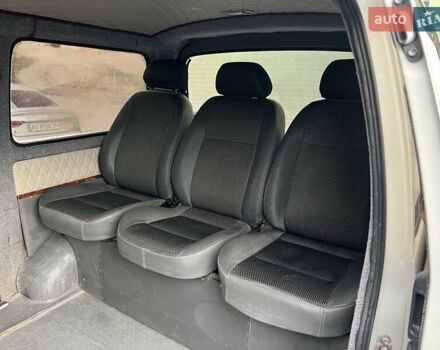 Белый Тойота Хиасе, объемом двигателя 2.4 л и пробегом 344 тыс. км за 6866 $, фото 1 на Automoto.ua