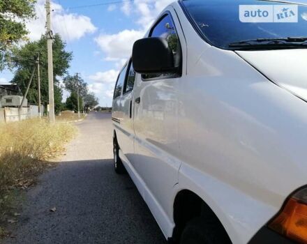 Білий Тойота Хіасє, об'ємом двигуна 2.5 л та пробігом 315 тис. км за 7300 $, фото 6 на Automoto.ua