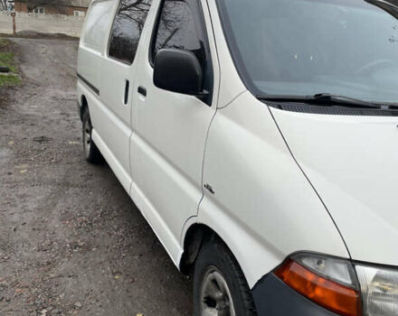 Белый Тойота Хиасе, объемом двигателя 2.49 л и пробегом 363 тыс. км за 7400 $, фото 8 на Automoto.ua