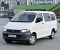 Білий Тойота Хіасє, об'ємом двигуна 2.5 л та пробігом 375 тис. км за 6300 $, фото 1 на Automoto.ua