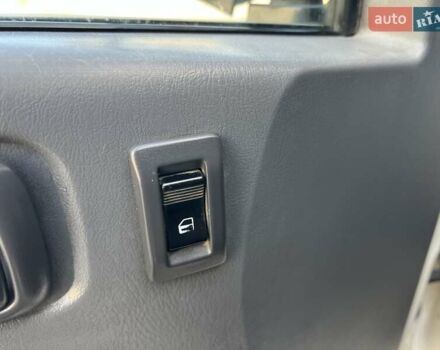 Белый Тойота Хиасе, объемом двигателя 2.5 л и пробегом 210 тыс. км за 6700 $, фото 17 на Automoto.ua