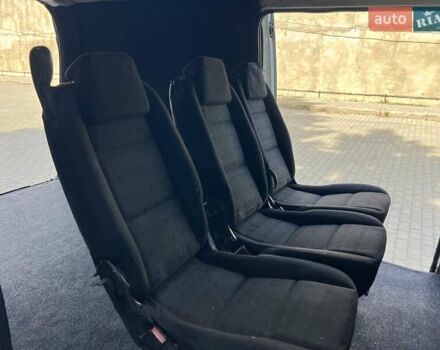 Белый Тойота Хиасе, объемом двигателя 2.5 л и пробегом 210 тыс. км за 6700 $, фото 20 на Automoto.ua