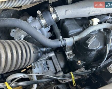 Белый Тойота Хиасе, объемом двигателя 2.5 л и пробегом 210 тыс. км за 6700 $, фото 12 на Automoto.ua