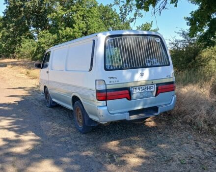 Белый Тойота Хиасе, объемом двигателя 2.7 л и пробегом 80 тыс. км за 2500 $, фото 2 на Automoto.ua