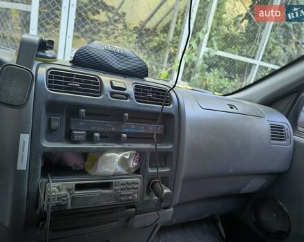 Белый Тойота Хиасе, объемом двигателя 2.5 л и пробегом 380 тыс. км за 8500 $, фото 24 на Automoto.ua