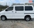 Белый Тойота Хиасе, объемом двигателя 2.49 л и пробегом 240 тыс. км за 13200 $, фото 5 на Automoto.ua