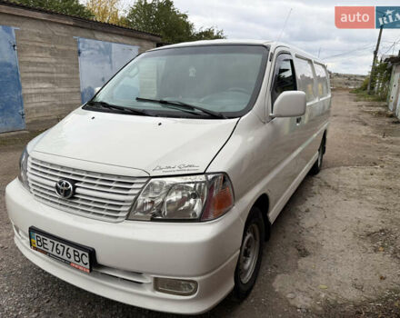 Білий Тойота Хіасє, об'ємом двигуна 2.5 л та пробігом 240 тис. км за 11500 $, фото 4 на Automoto.ua