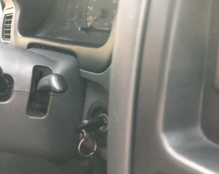 Белый Тойота Хиасе, объемом двигателя 2.49 л и пробегом 390 тыс. км за 9999 $, фото 11 на Automoto.ua