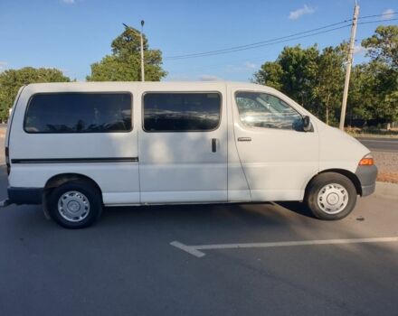 Белый Тойота Хиасе, объемом двигателя 2.4 л и пробегом 520 тыс. км за 5700 $, фото 3 на Automoto.ua