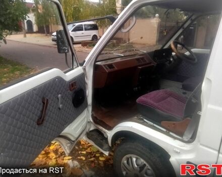 Тойота Хіасє 1990 у Одесі на Automoto.ua Білий Тойота Хіасє, об'ємом двигуна 2.4 л та пробігом 400 тис. км за 2300 $, фото 11 на Automoto.ua