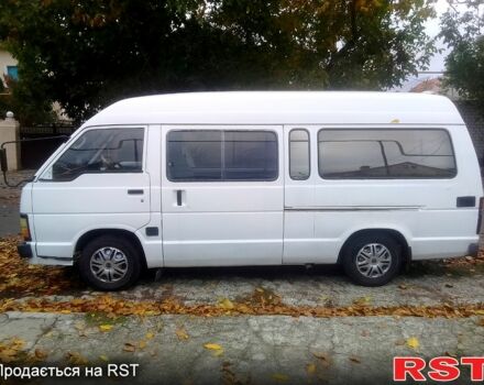Тойота Хіасє 1990 у Одесі на Automoto.ua Білий Тойота Хіасє, об'ємом двигуна 2.4 л та пробігом 400 тис. км за 2300 $, фото 8 на Automoto.ua