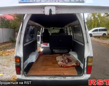 Тойота Хіасє 1990 у Одесі на Automoto.ua Білий Тойота Хіасє, об'ємом двигуна 2.4 л та пробігом 400 тис. км за 2300 $, фото 13 на Automoto.ua