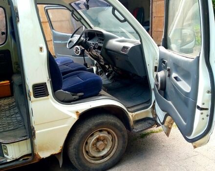 Білий Тойота Хіасє, об'ємом двигуна 2.4 л та пробігом 450 тис. км за 2200 $, фото 5 на Automoto.ua