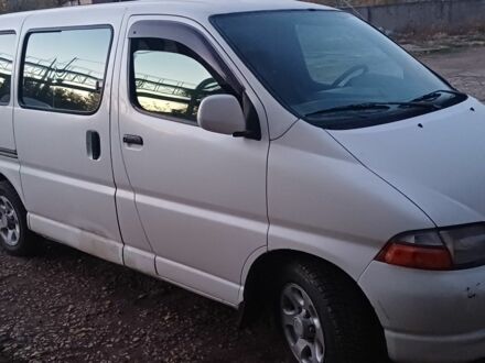 Тойота Хиасе 1998 в Одессе на Automoto.ua Белый Тойота Хиасе, объемом двигателя 0 л и пробегом 2 тыс. км за 3200 $, фото 1 на Automoto.ua