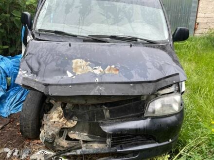 Тойота Хіасє 2003 у Хусте на Automoto.ua Білий Тойота Хіасє, об'ємом двигуна 2.5 л та пробігом 430 тис. км за 2700 $, фото 1 на Automoto.ua