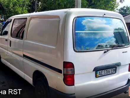 Тойота Хиасе 2005 в Днепре (Днепропетровске) на Automoto.ua Белый Тойота Хиасе, объемом двигателя 2.5 л и пробегом 334 тыс. км за 6500 $, фото 1 на Automoto.ua