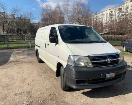 Белый Тойота Хиасе, объемом двигателя 2.5 л и пробегом 250 тыс. км за 6500 $, фото 1 на Automoto.ua