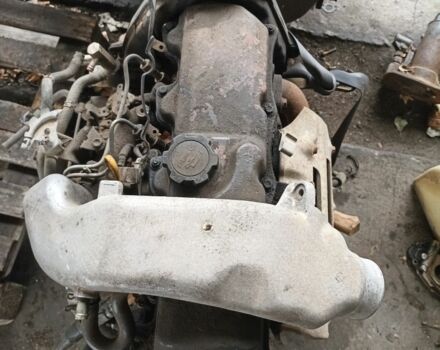 Бежевый Тойота Хиасе, объемом двигателя 2 л и пробегом 5 тыс. км за 369 $, фото 4 на Automoto.ua