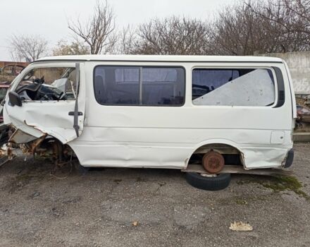 Бежевый Тойота Хиасе, объемом двигателя 2 л и пробегом 5 тыс. км за 369 $, фото 3 на Automoto.ua