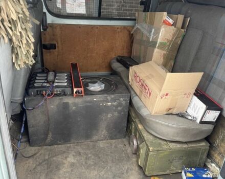 Черный Тойота Хиасе, объемом двигателя 2.4 л и пробегом 400 тыс. км за 3850 $, фото 5 на Automoto.ua