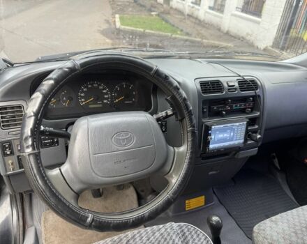 Чорний Тойота Хіасє, об'ємом двигуна 2.5 л та пробігом 440 тис. км за 5900 $, фото 10 на Automoto.ua