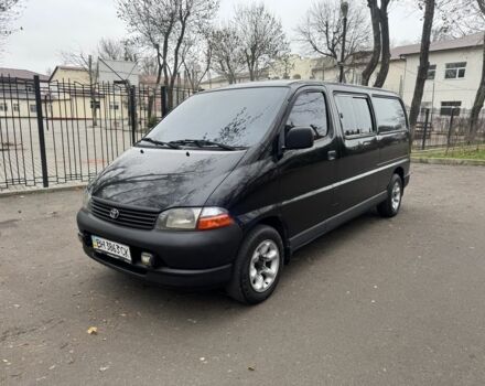 Черный Тойота Хиасе, объемом двигателя 2.5 л и пробегом 440 тыс. км за 5900 $, фото 1 на Automoto.ua