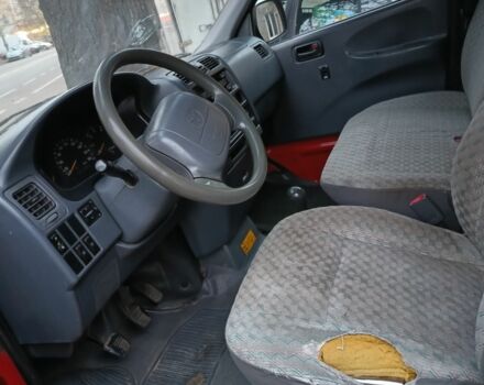 Красный Тойота Хиасе, объемом двигателя 2.5 л и пробегом 307 тыс. км за 6389 $, фото 6 на Automoto.ua