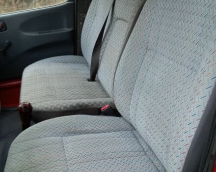 Красный Тойота Хиасе, объемом двигателя 2.5 л и пробегом 225 тыс. км за 9500 $, фото 5 на Automoto.ua