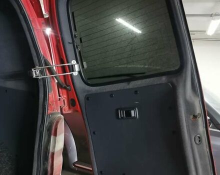 Красный Тойота Хиасе, объемом двигателя 2.5 л и пробегом 190 тыс. км за 8300 $, фото 12 на Automoto.ua