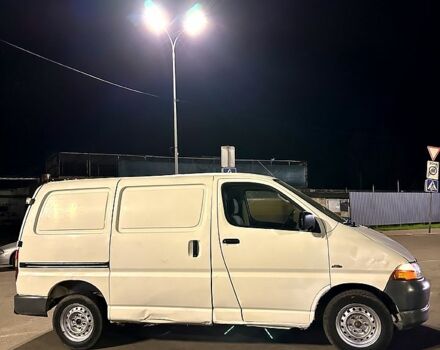 Тойота Хиасе, объемом двигателя 2.5 л и пробегом 400 тыс. км за 3450 $, фото 6 на Automoto.ua