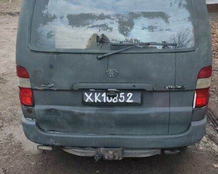Тойота Хиасе, объемом двигателя 2.5 л и пробегом 378 тыс. км за 4850 $, фото 4 на Automoto.ua