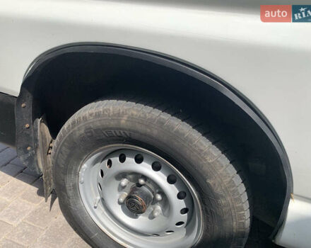 Тойота Хиасе, объемом двигателя 2.4 л и пробегом 190 тыс. км за 5800 $, фото 6 на Automoto.ua