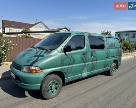 Тойота Хіасє, об'ємом двигуна 2.49 л та пробігом 448 тис. км за 6900 $, фото 1 на Automoto.ua