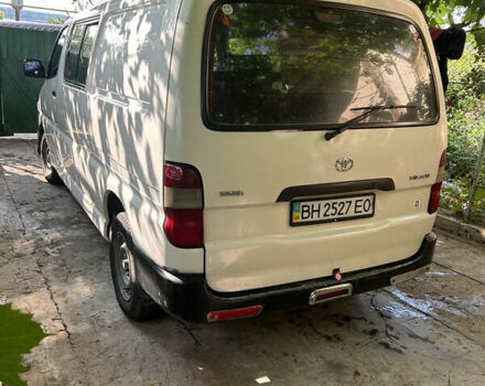 Тойота Хиасе, объемом двигателя 2.5 л и пробегом 230 тыс. км за 7900 $, фото 5 на Automoto.ua