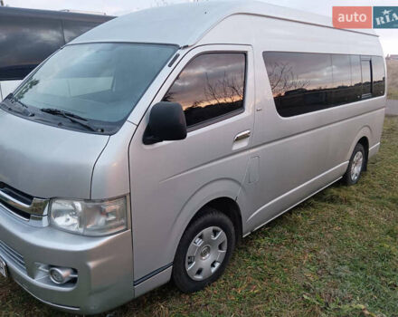 Тойота Хиасе, объемом двигателя 2.7 л и пробегом 357 тыс. км за 13500 $, фото 2 на Automoto.ua