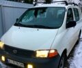 Тойота Хіасє, об'ємом двигуна 2.5 л та пробігом 368 тис. км за 6000 $, фото 1 на Automoto.ua