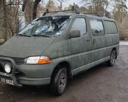 Тойота Хиасе, объемом двигателя 2.5 л и пробегом 378 тыс. км за 4850 $, фото 1 на Automoto.ua
