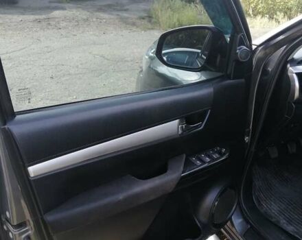 Серый Тойота Хиасе, объемом двигателя 2.39 л и пробегом 277 тыс. км за 18600 $, фото 9 на Automoto.ua