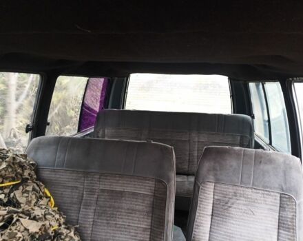 Серый Тойота Хиасе, объемом двигателя 1.8 л и пробегом 300 тыс. км за 713 $, фото 4 на Automoto.ua