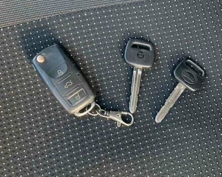 Сірий Тойота Хіасє, об'ємом двигуна 2.45 л та пробігом 450 тис. км за 6200 $, фото 1 на Automoto.ua