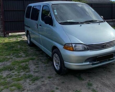 Сірий Тойота Хіасє, об'ємом двигуна 2.45 л та пробігом 450 тис. км за 6200 $, фото 8 на Automoto.ua