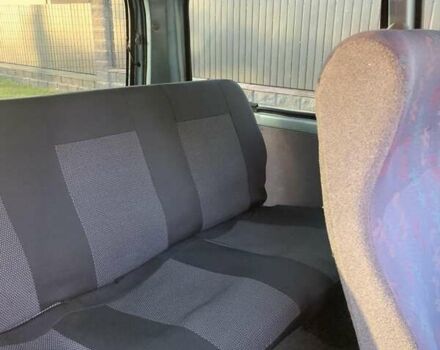 Сірий Тойота Хіасє, об'ємом двигуна 2.45 л та пробігом 450 тис. км за 6200 $, фото 3 на Automoto.ua